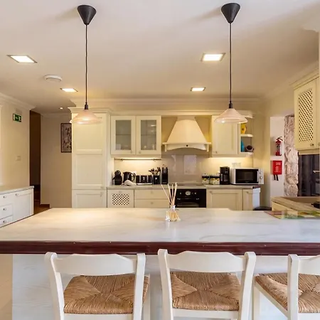 Kampanella - Luxury 7 Bedroom With Pool , Jacuzzi , Panoramic Sea & Sunset Views * Madliena