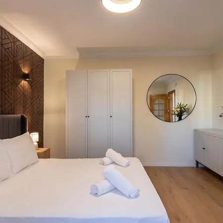 Kampanella - Luxury 7 Bedroom With Pool , Jacuzzi , Panoramic Sea & Sunset Views Madliena