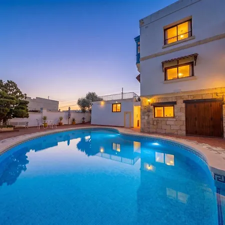 Kampanella - Luxury 7 Bedroom With Pool , Jacuzzi , Panoramic Sea & Sunset Views Madliena