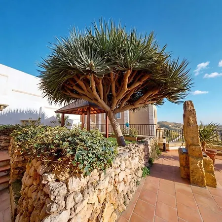 Kampanella - Luxury 7 Bedroom With Pool , Jacuzzi , Panoramic Sea & Sunset Views * Madliena
