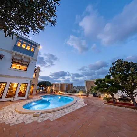Kampanella - Luxury 7 Bedroom With Pool , Jacuzzi , Panoramic Sea & Sunset Views Villa Madliena