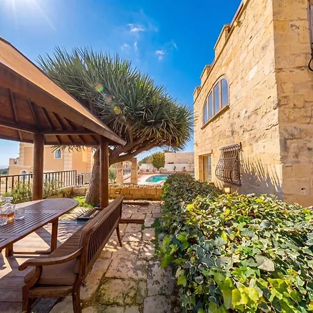 Villa Kampanella - Luxury 7 Bedroom With Pool , Jacuzzi , Panoramic Sea & Sunset Views *
